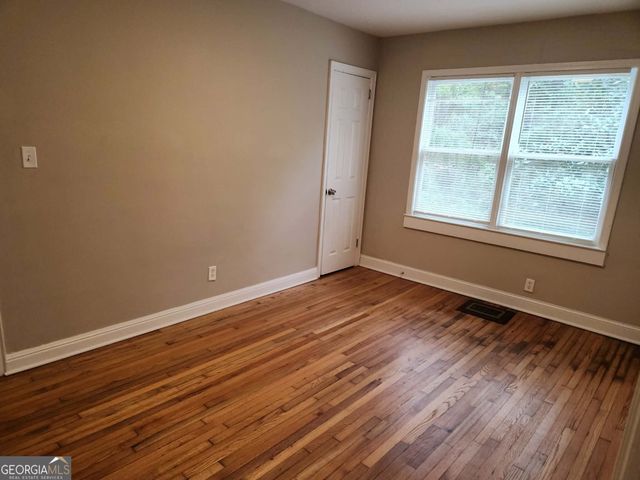 2165 Pinehurst Drive, East Point, GA 30344