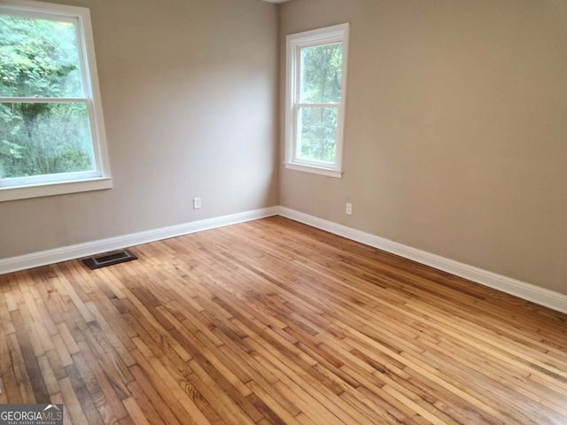 2165 Pinehurst Drive, East Point, GA 30344