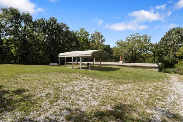 3122 S Owens School Road, Independence, MO 64057