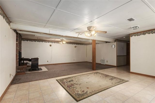 3122 S Owens School Road, Independence, MO 64057
