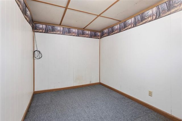 3122 S Owens School Road, Independence, MO 64057