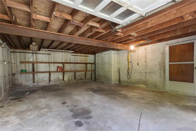 3122 S Owens School Road, Independence, MO 64057