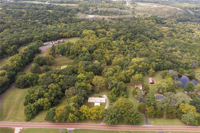 3122 S Owens School Road, Independence, MO 64057