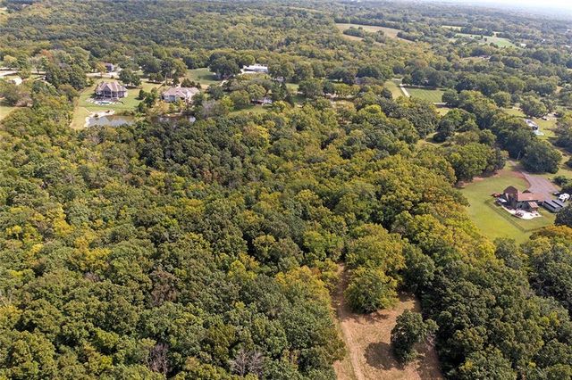 3122 S Owens School Road, Independence, MO 64057