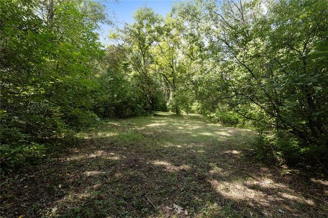 3122 S Owens School Road, Independence, MO 64057