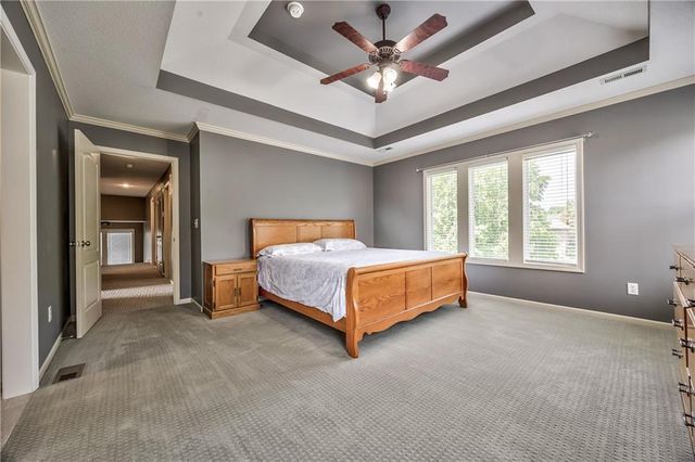 24020 W 80th Street, Lenexa, KS 66227