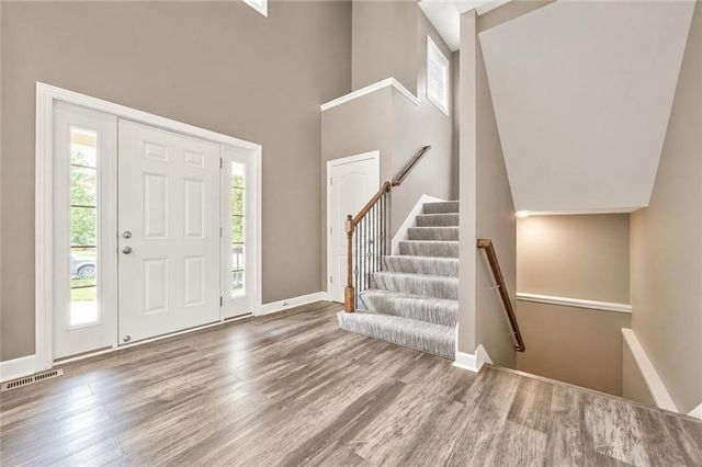 24020 W 80th Street, Lenexa, KS 66227