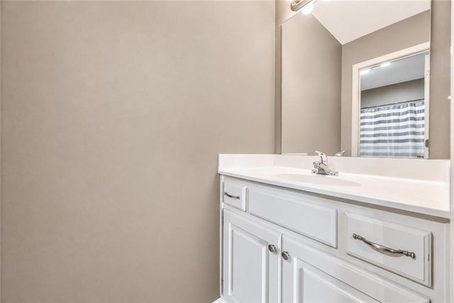 24020 W 80th Street, Lenexa, KS 66227