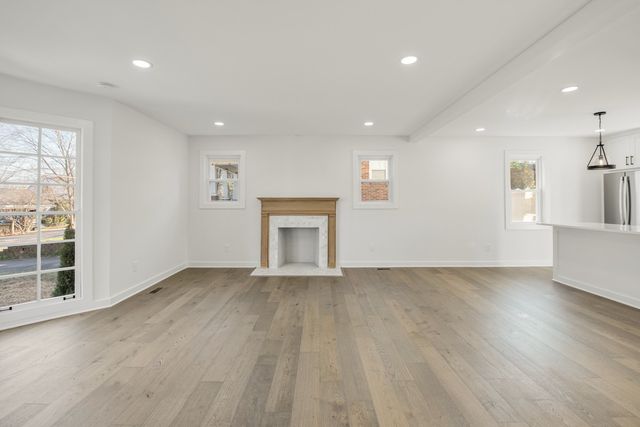 1118 Sunnymeade Dr, Nashville, TN 37216