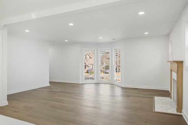 1118 Sunnymeade Dr, Nashville, TN 37216