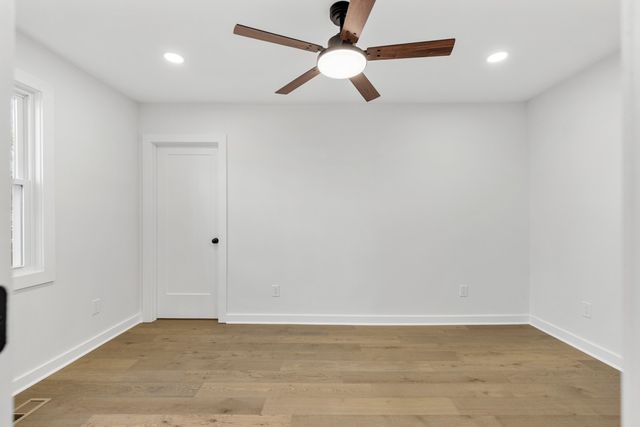 1118 Sunnymeade Dr, Nashville, TN 37216