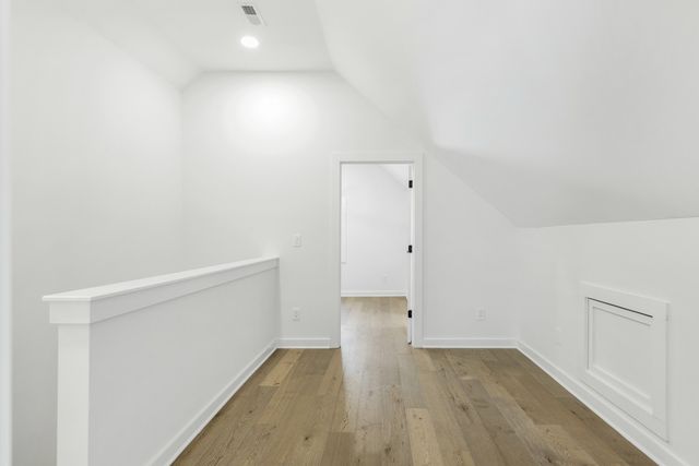 1118 Sunnymeade Dr, Nashville, TN 37216