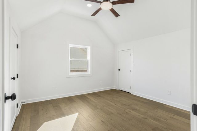 1118 Sunnymeade Dr, Nashville, TN 37216