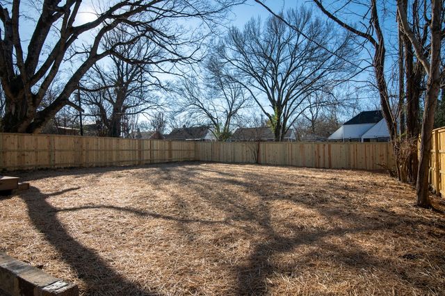 1118 Sunnymeade Dr, Nashville, TN 37216