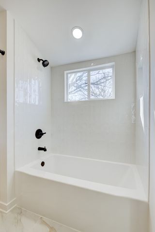 1118 Sunnymeade Dr, Nashville, TN 37216