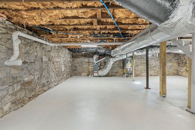 1118 Sunnymeade Dr, Nashville, TN 37216