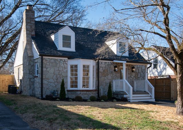 1118 Sunnymeade Dr, Nashville, TN 37216