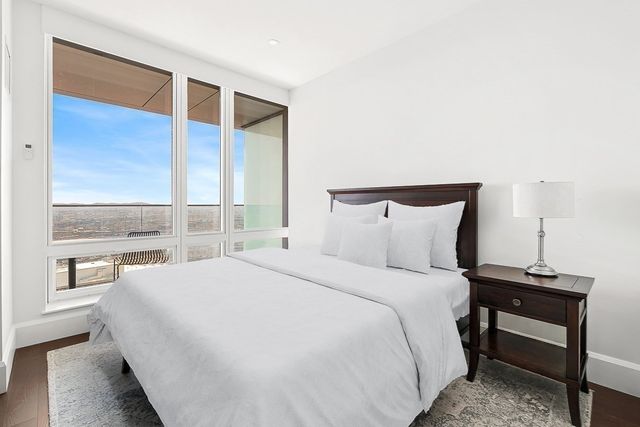 430 Stuart St 23J, Boston, MA 02116
