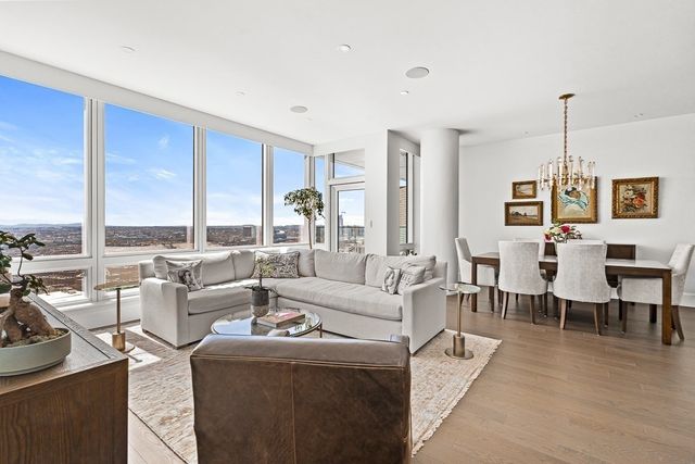 430 Stuart St 23J, Boston, MA 02116