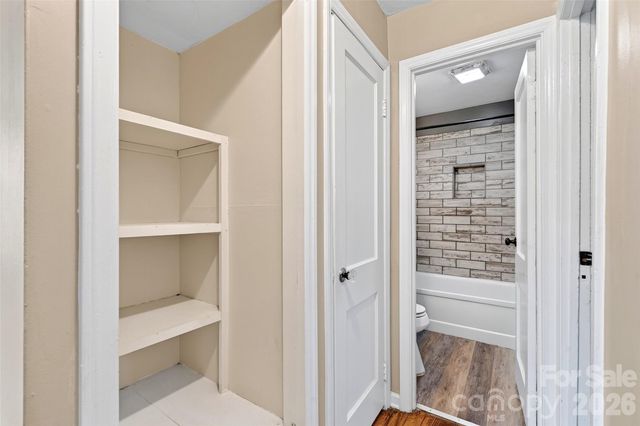 469 Kenilworth Road, Asheville, NC 28805