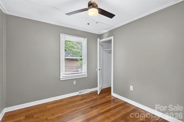 469 Kenilworth Road, Asheville, NC 28805