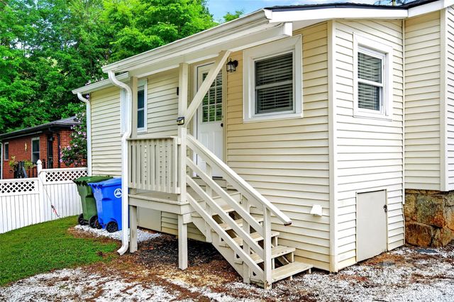 469 Kenilworth Road, Asheville, NC 28805
