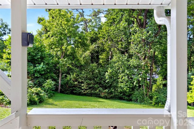 469 Kenilworth Road, Asheville, NC 28805
