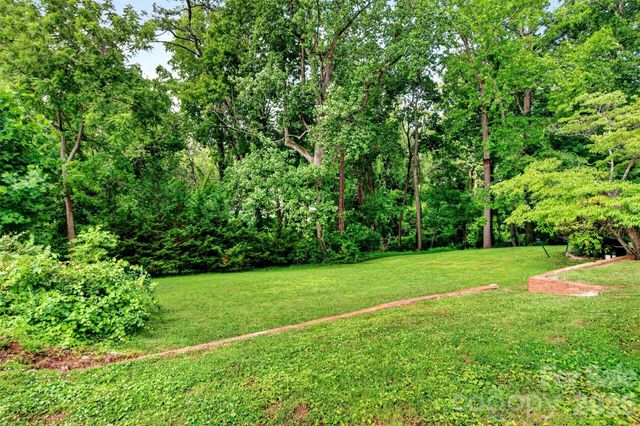 469 Kenilworth Road, Asheville, NC 28805