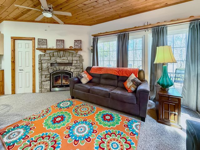 18286 Johnson Road, Brainerd, MN 56401