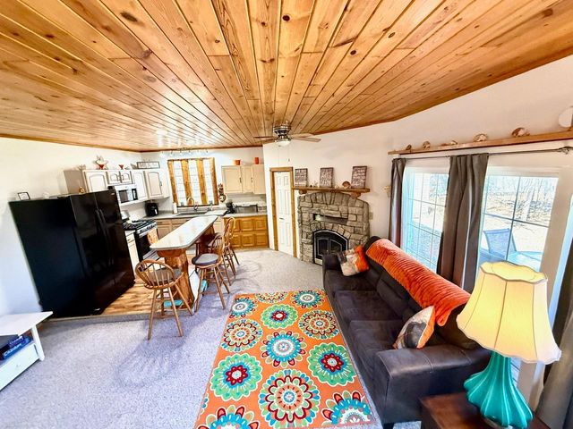 18286 Johnson Road, Brainerd, MN 56401