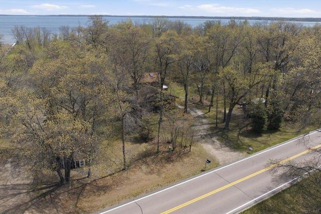 18286 Johnson Road, Brainerd, MN 56401
