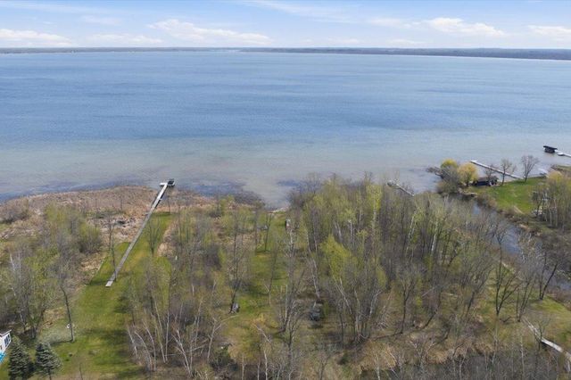 18286 Johnson Road, Brainerd, MN 56401