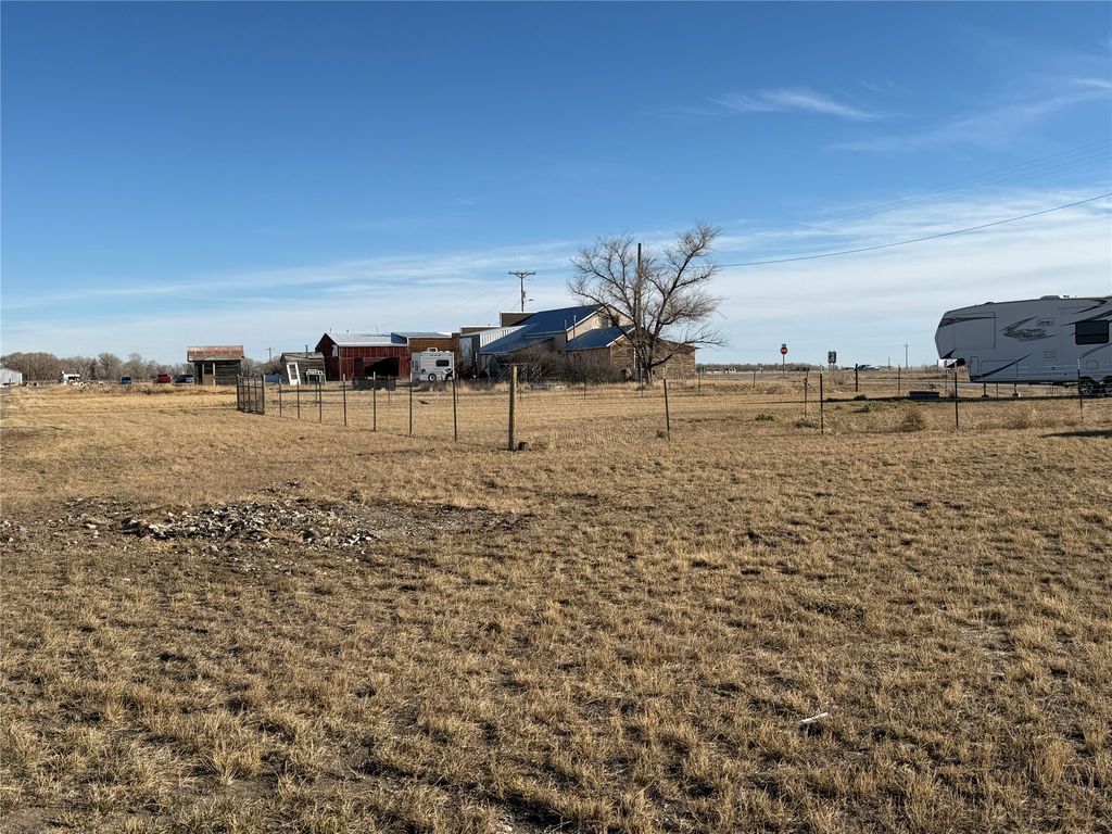 111 & 113 Central Avenue, Bynum, MT 59419 photo 11