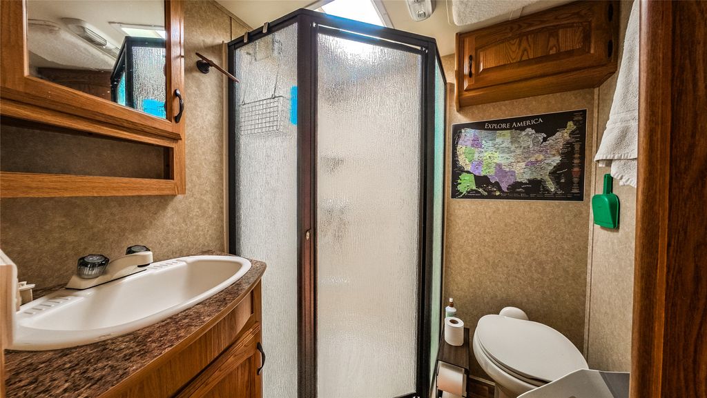 111 & 113 Central Avenue, Bynum, MT 59419 photo 25