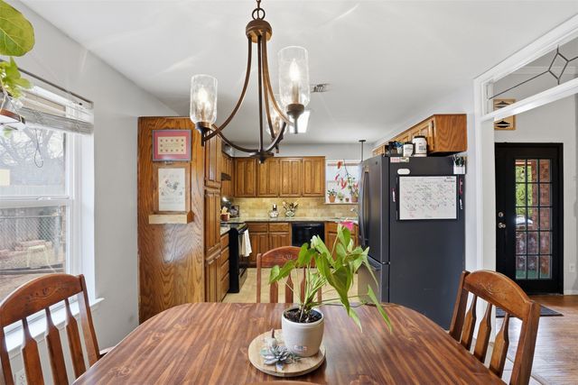 704 Daniels Drive, Crowley, TX 76036