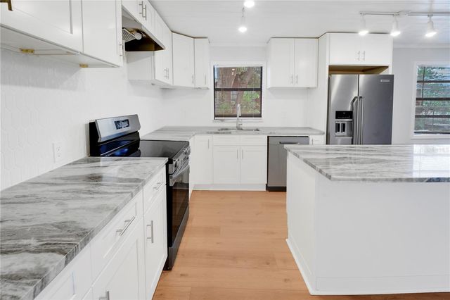 6425 S RICHARD AVENUE, Tampa, FL 33616