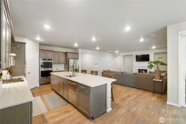 17436 129th Ave E, Puyallup, WA 98374