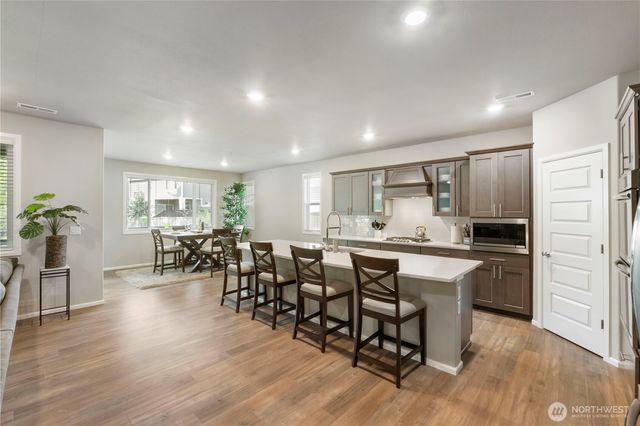 17436 129th Ave E, Puyallup, WA 98374