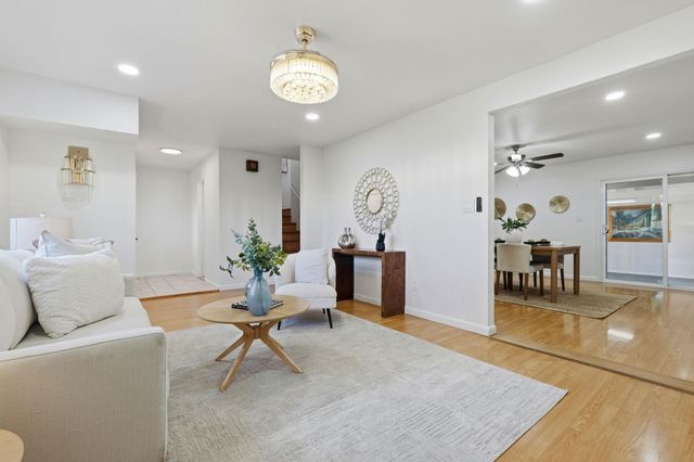 3861 Cosmic Pl, Fremont, CA 94538