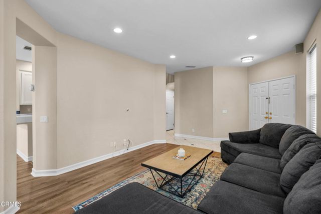 5297 Paseo Ricoso, Camarillo, CA 93012