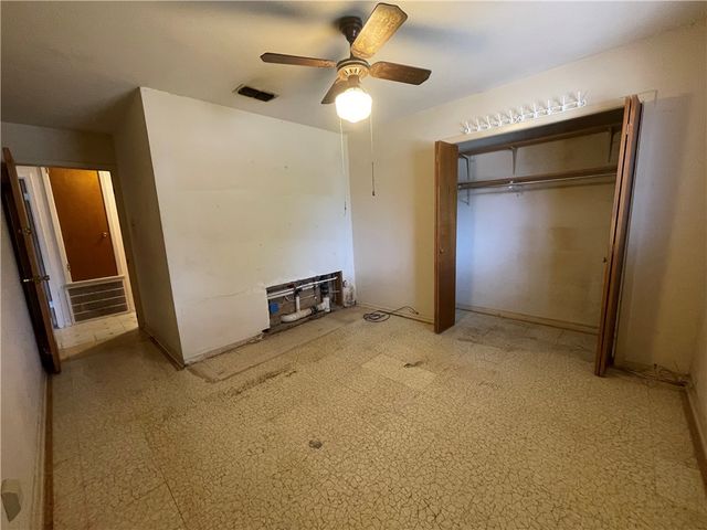 1805 Kern Dr, Corpus Christi, TX 78412
