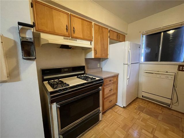 1805 Kern Dr, Corpus Christi, TX 78412