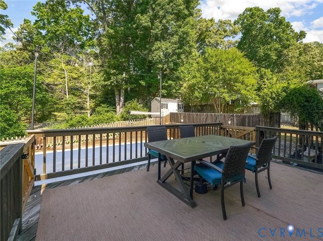 12530 Lively St, Chester, VA 23831