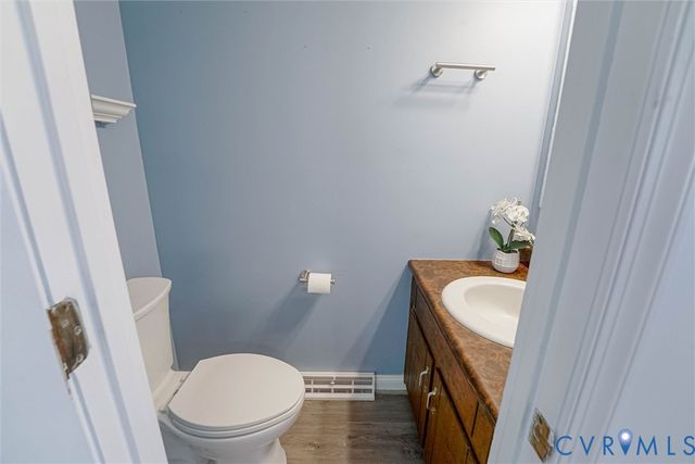 12530 Lively St, Chester, VA 23831