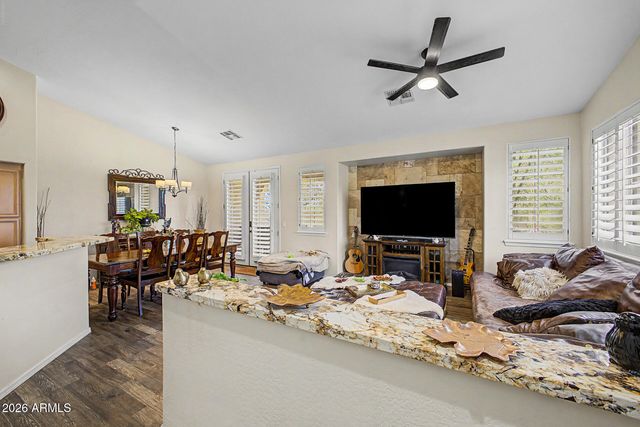 1024 E FRYE Road 1056, Phoenix, AZ 85048