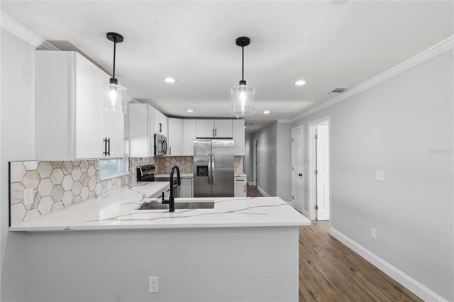 2623 E 38TH AVENUE, Tampa, FL 33610