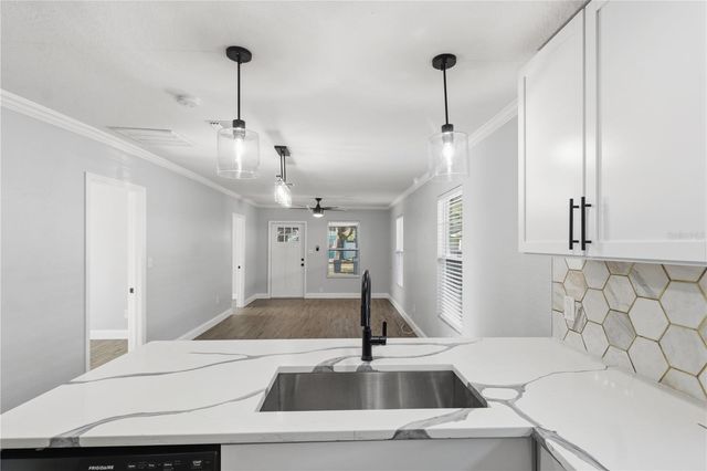 2623 E 38TH AVENUE, Tampa, FL 33610