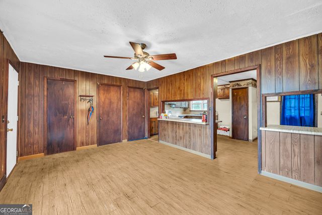 126 S Segars Street, Bowman, GA 30624