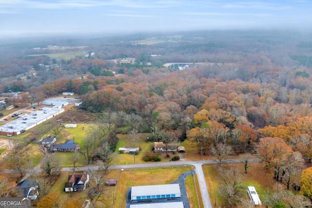 126 S Segars Street, Bowman, GA 30624