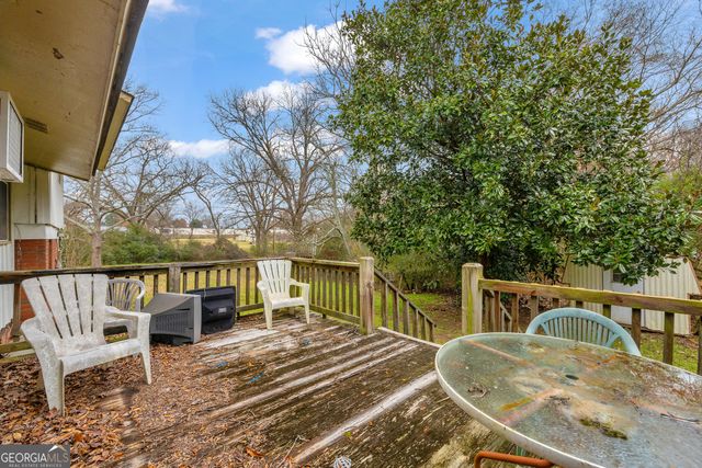 126 S Segars Street, Bowman, GA 30624